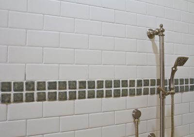 South Cross Bath Tile